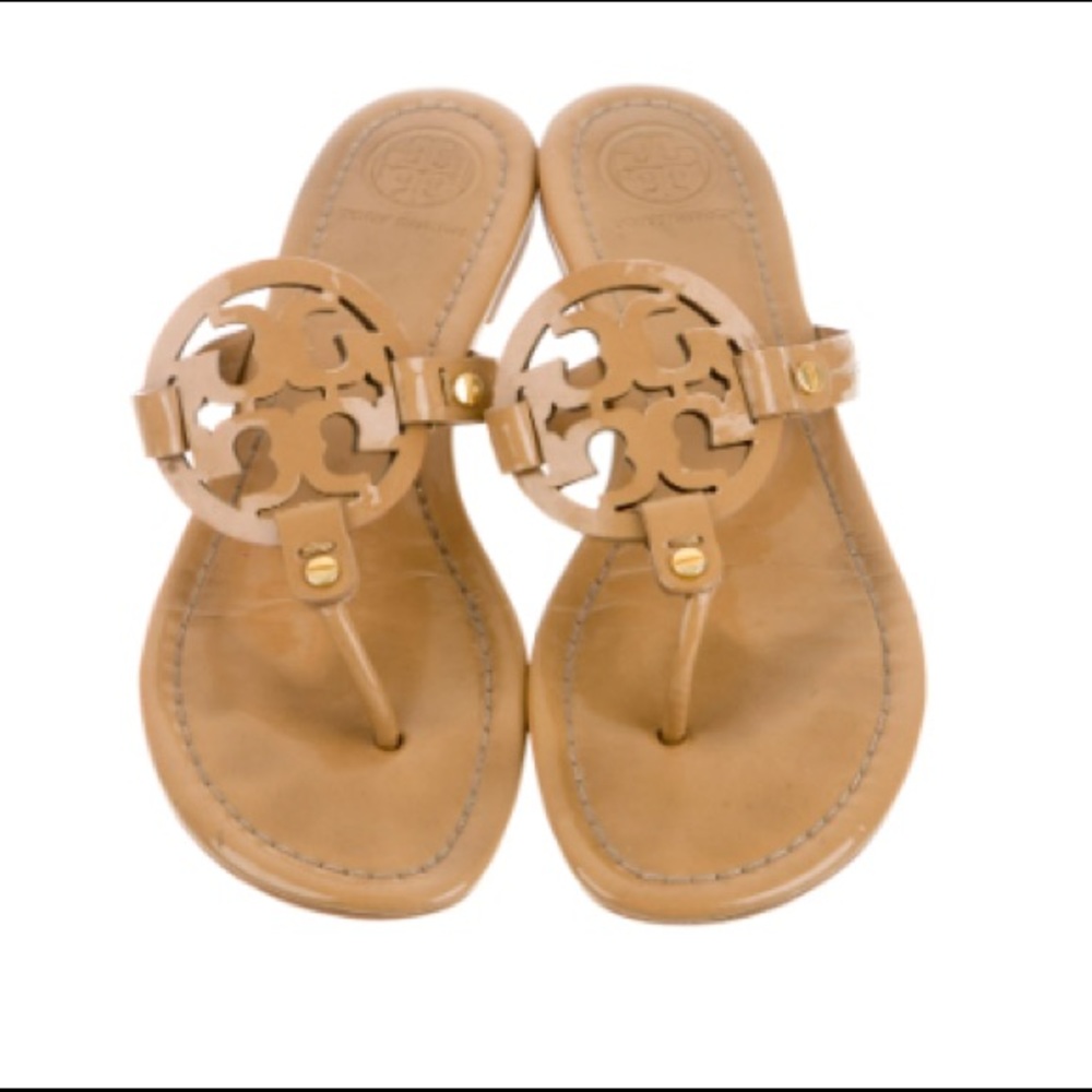 Tory Burch Patent Leather Miller Sandals in Tan
